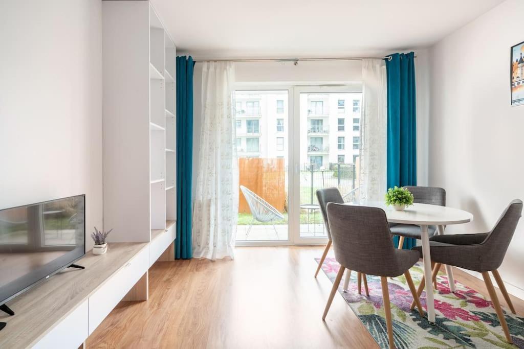 Ferienwohnung Micasaessucasa With Free Parking! Danzig Exterior foto